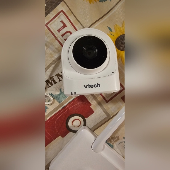 Vtech VM981 baby monitor wireless wifi video monitor remote access motion alerts - Picture 8 of 10